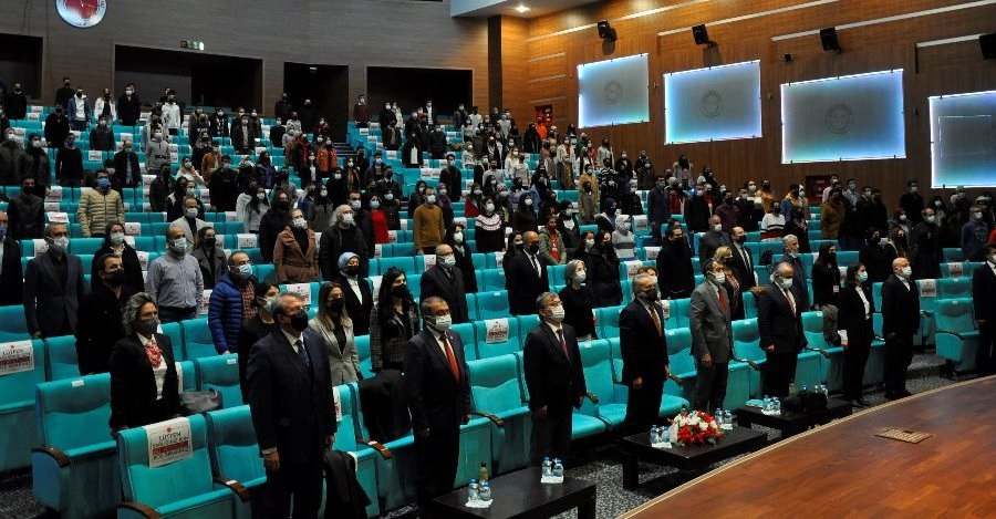 ÜNİVERSİTEMİZDE 10 KASIM ATATÜRK'Ü ANMA GÜNÜ DOLAYISIYLA KONFERANS DÜZENLENDİ