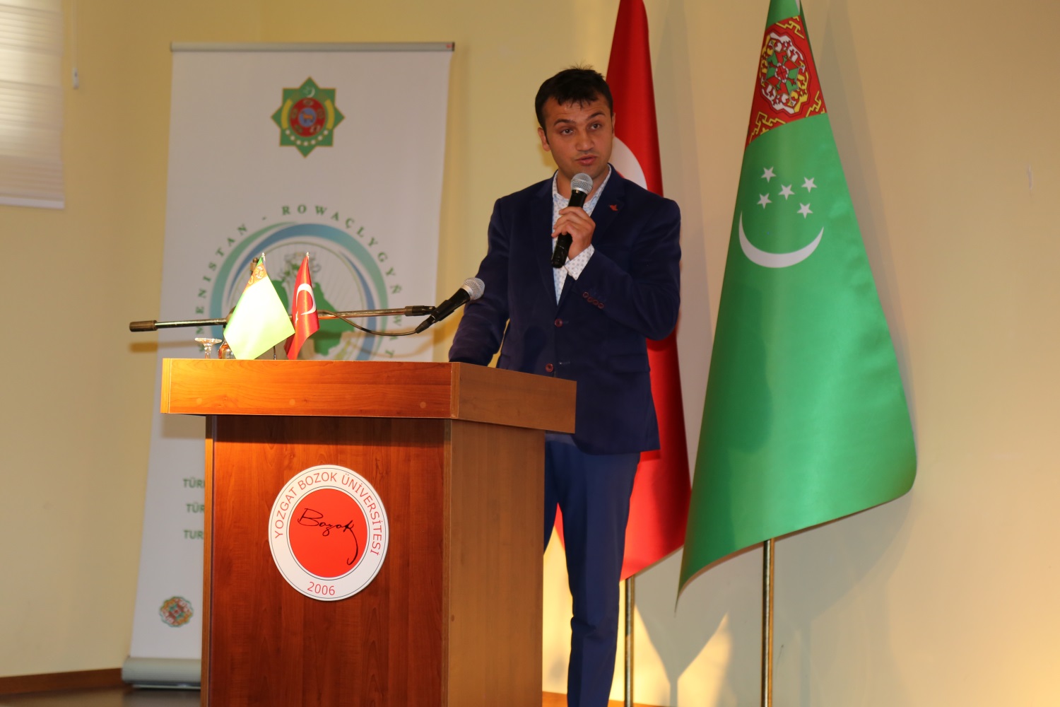 ÜNİVERSİTEMİZDEN AŞILI ASMA FİDANI ÜRETİMİ PROJESİ İLE BAĞCILIĞA DESTEK