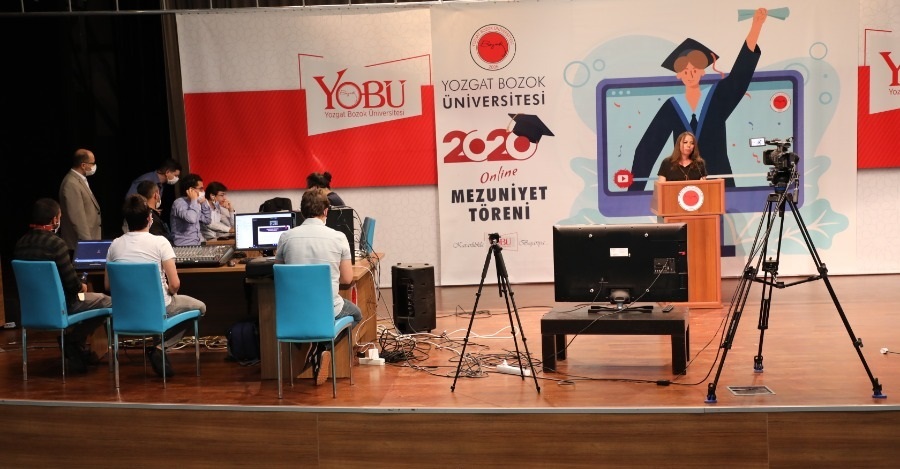 ÜNİVERSİTEMİZDE ÇEVİRİMİÇİ MEZUNİYET TÖRENLERİ BAŞLADI