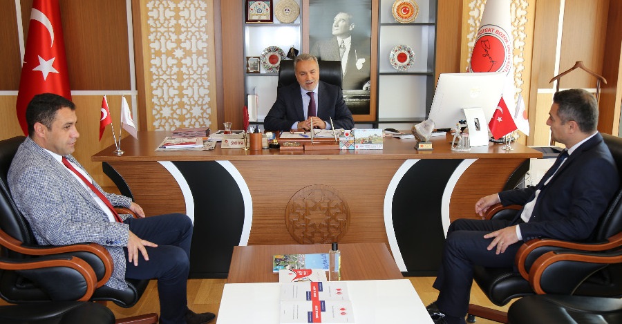 REKTÖRÜMÜZE TEBRİK ZİYARETLERİ