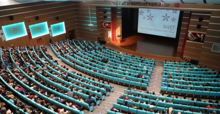 ÜNİVERSİTEMİZDE 8 MART DÜNYA KADINLAR GÜNÜ ETKİNLİĞİ