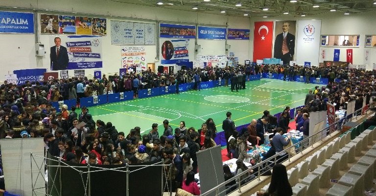 ÜNİVERSİTEMİZ MAMAK VE DÜZCE’DE ÜNİVERSİTE TANITIM VE TERCİH FUARLARINA KATILDI