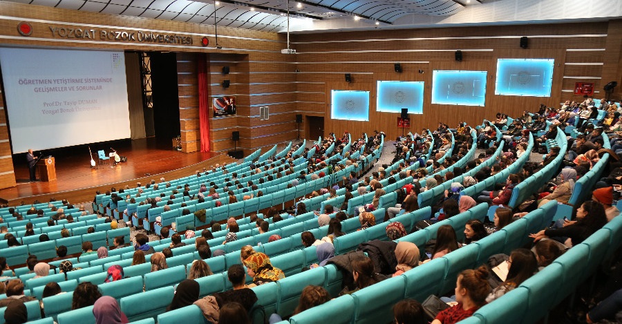 ÜNİVERSİTEMİZDE '24 KASIM ÖĞRETMENLER GÜNÜ ETKİNLİĞİ' DÜZENLENDİ
