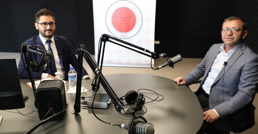 YOZGAT VALİSİ ZİYA POLAT BOZOK FM’DE '15 TEMMUZ ÖZEL YAYINI'NIN KONUĞU OLDU