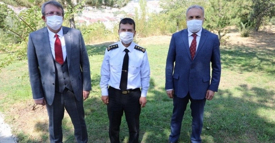 OUR RECTOR PROF. DR. AHMET KARADAĞ VISITS YOZGAT PROVINCIAL GENDARMERIE COMMANDER SENIOR COLONEL SEFA YILMAZ TO WISH HIM GOOD LUCK