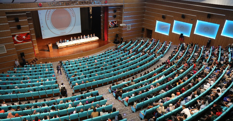 ÜNİVERSİTEMİZDE YOZGAT İL PROTOKOLÜ VE ÖĞRENCİ BULUŞMASI YAPILDI