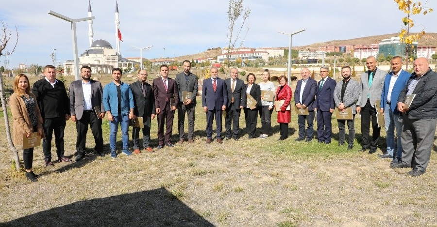 REKTÖRÜMÜZ PROF. DR. AHMET KARADAĞ: 'STRATEJİK PLAN ÜNİVERSİTEMİZİN YOL HARİTASI OLACAK'
