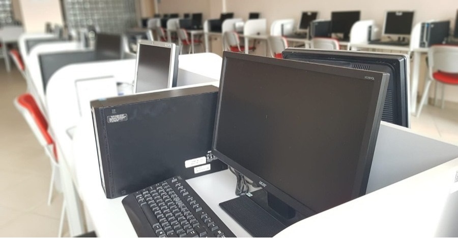OUR UNIVERSITY OPENS ACCESS TO COMPUTER AND THE INTERNET FOR ALL UNIVERSITY STUDENTS